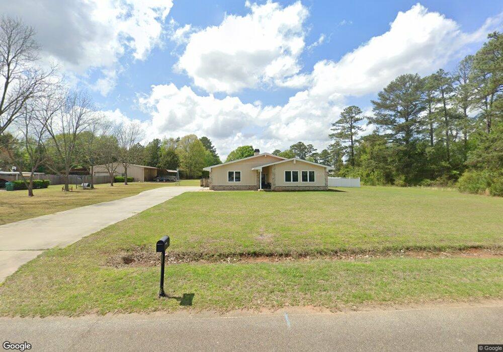 117 Air Park Dr, Warner Robins, GA 31088 - photo 1