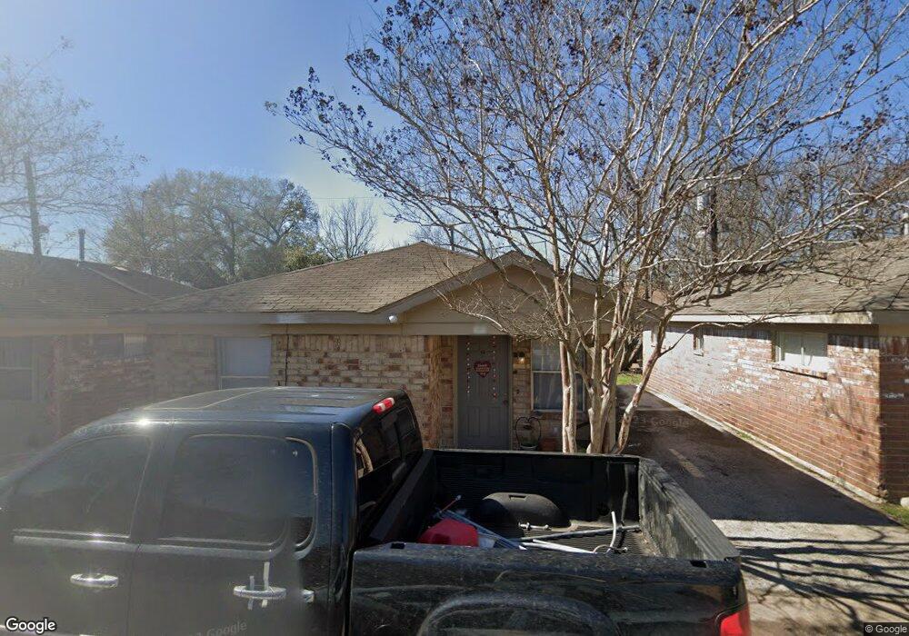 347 E Whitney St unit L, Houston, TX 77022 - photo 1