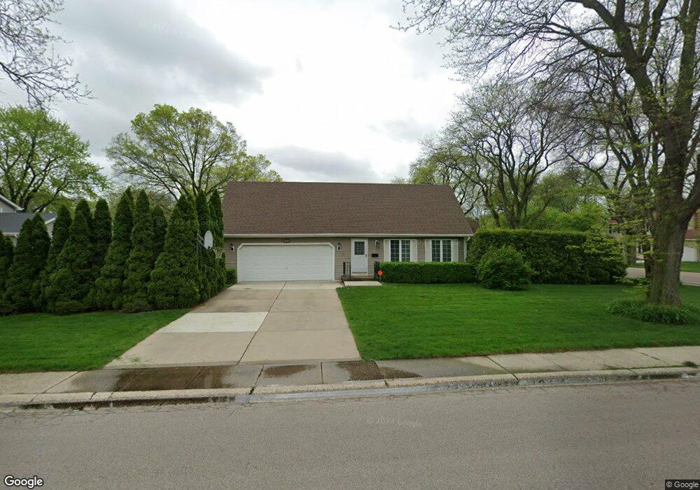1122 Colorado Ave, Aurora, IL 60506 - photo 1
