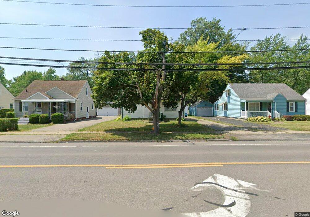 906 Nash Rd, North Tonawanda, NY 14120 - photo 1