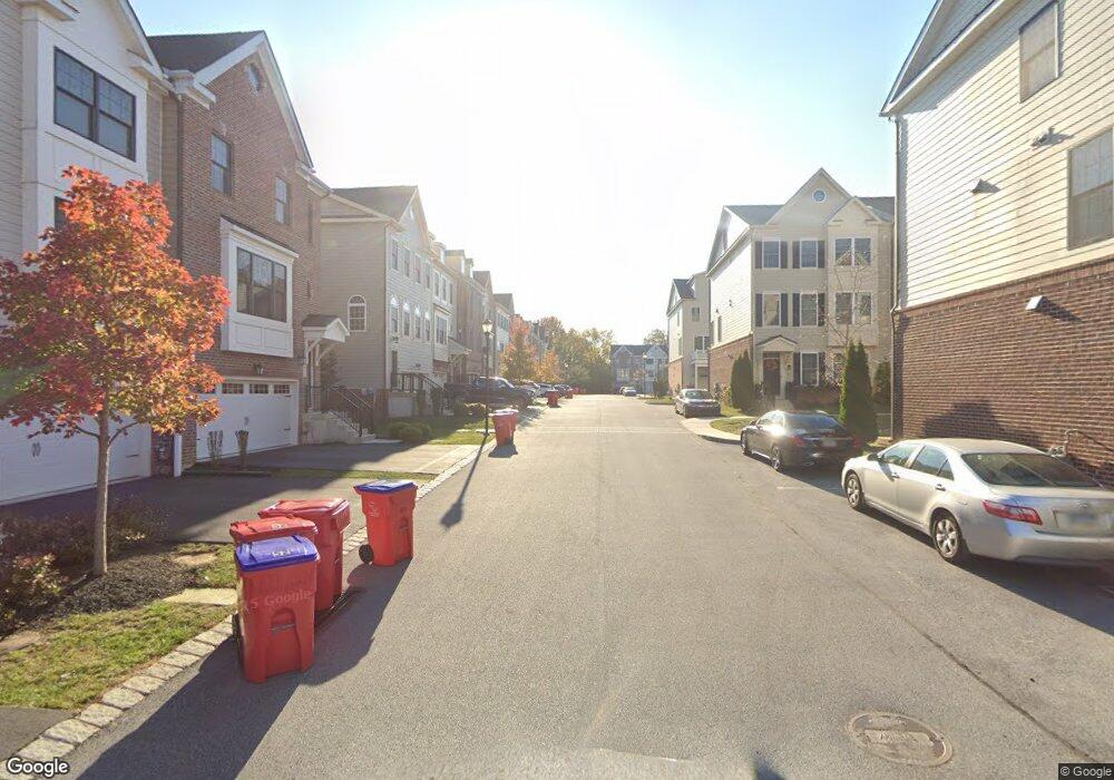 48 Parkview Cir, Wayne, PA 19087 - photo 1