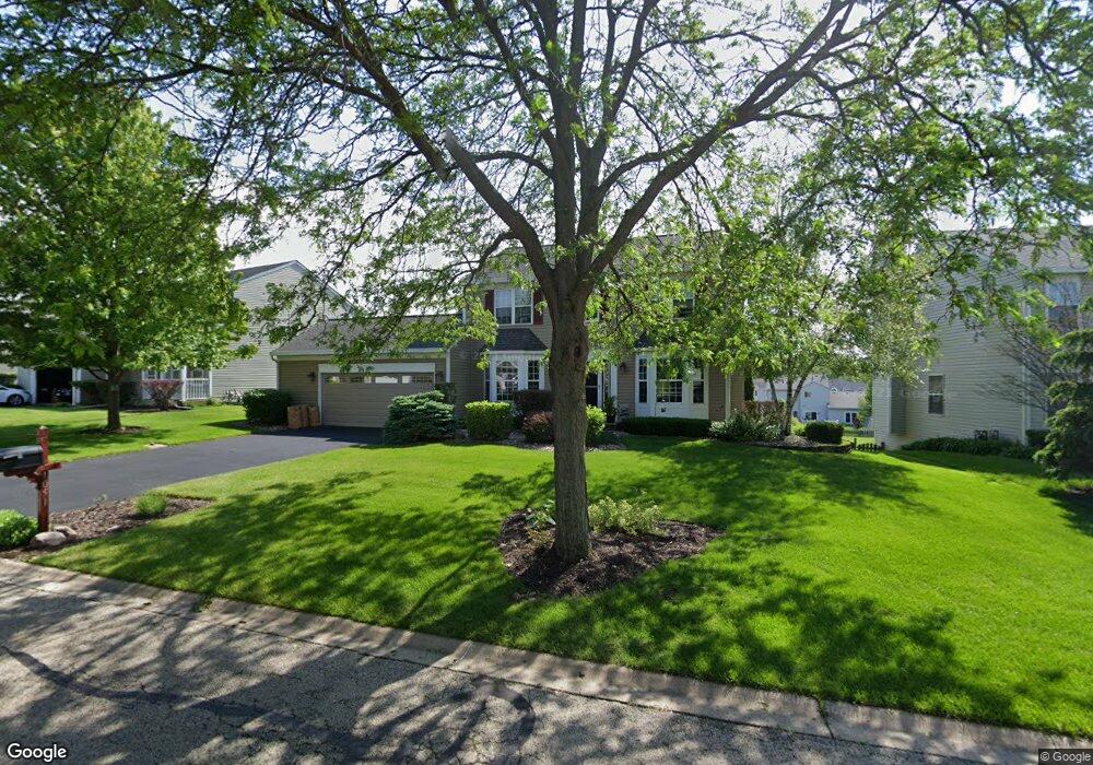 1051 Mcphee Dr, Lake In the Hills, IL 60156 - photo 1