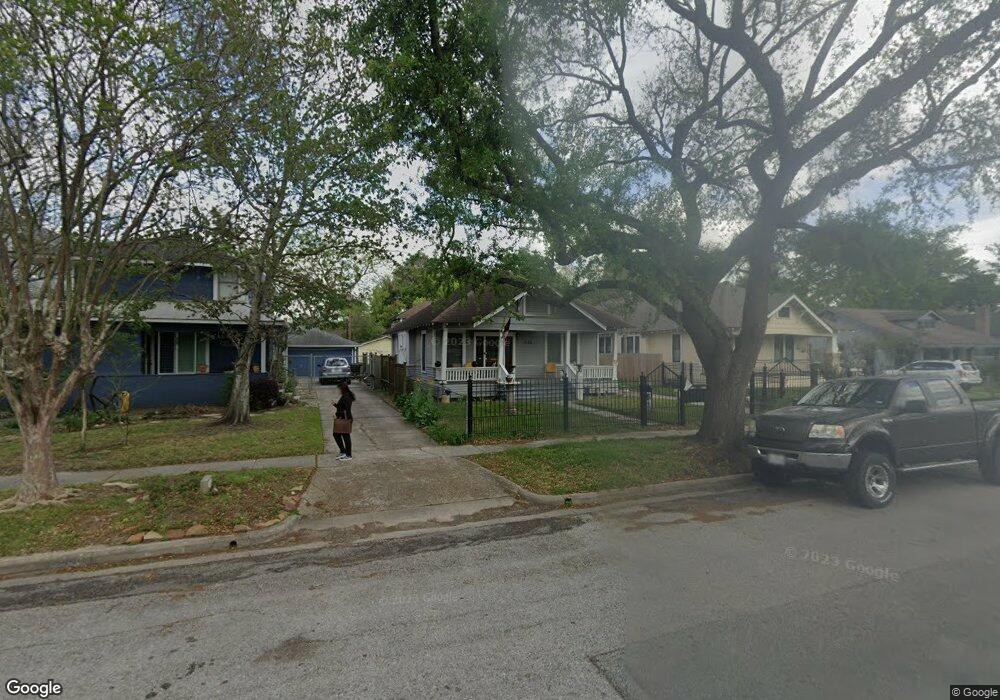 1440 Arlington St, Houston, TX 77008 - photo 1