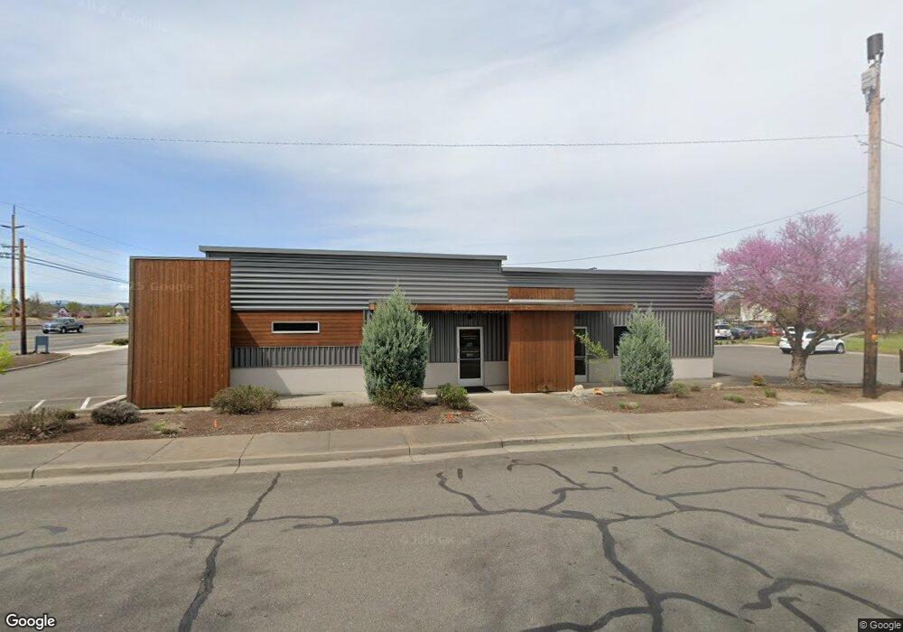 788 S Front St, Central Point, OR 97502 - photo 1