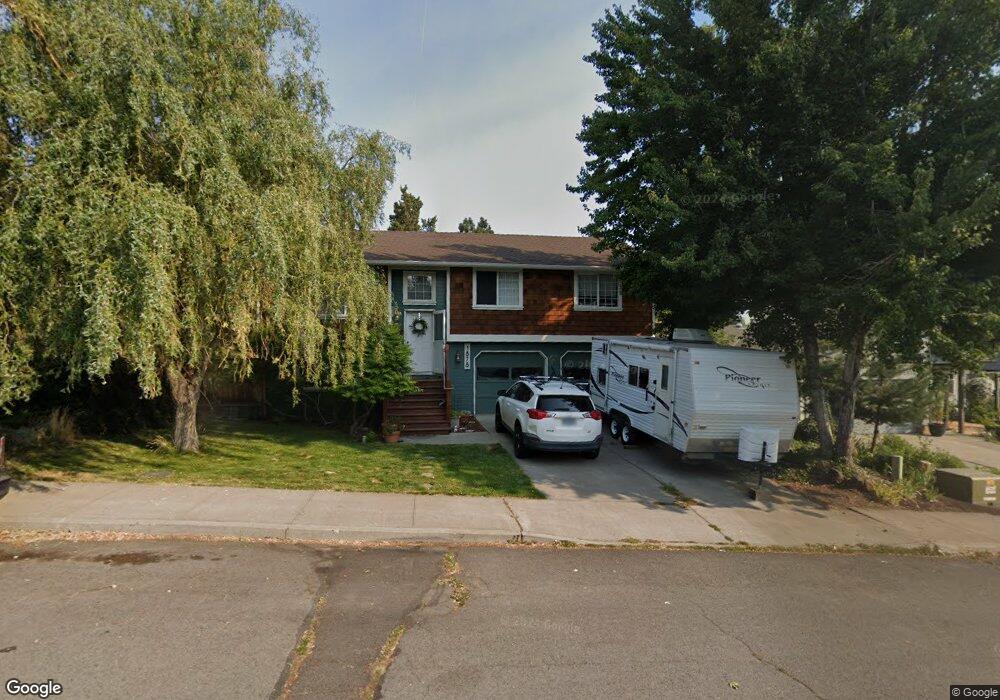 1878 NE Hollow Tree Ln, Bend, OR 97701 - photo 1