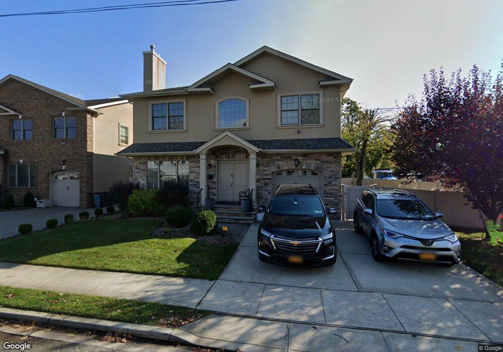855 Woodmere Place, Woodmere, NY 11598 - photo 1