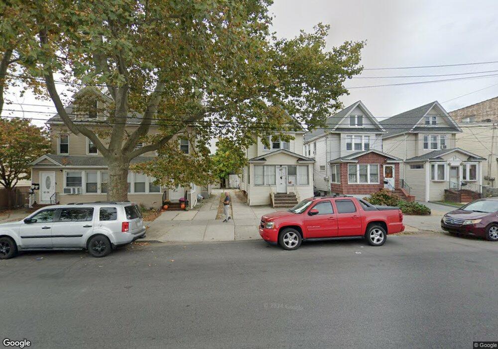 8730 111th St, Richmond Hill, NY 11418 - photo 1