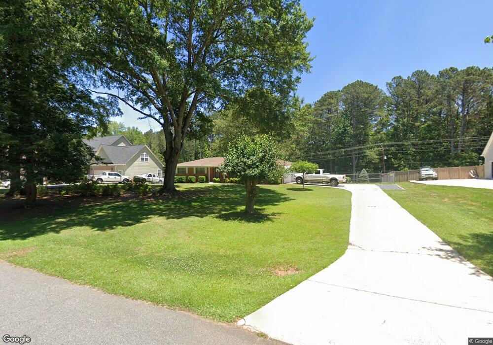 4058 Middle Dr NE, Marietta, GA 30066 - photo 1