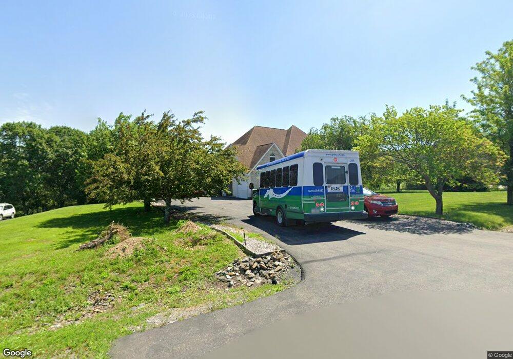 8 Robin Ln, Kunkletown, PA 18058 - photo 1