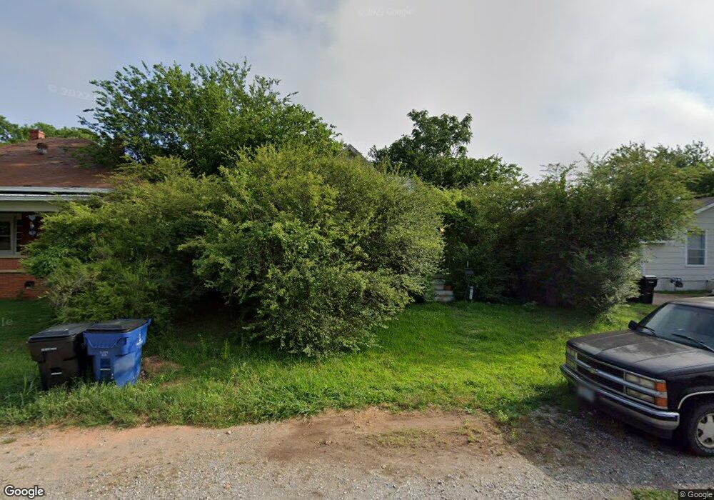 1627 W Walker St, Denison, TX 75020 - photo 1