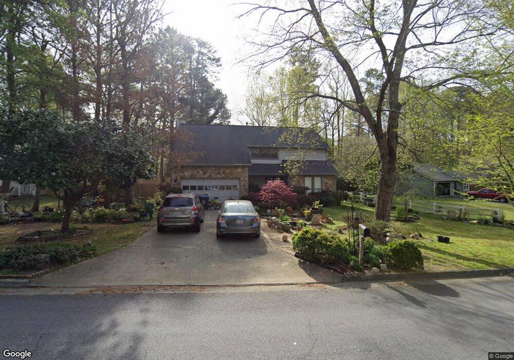 885 Laurel Mill Dr, Roswell, GA 30076 - photo 1