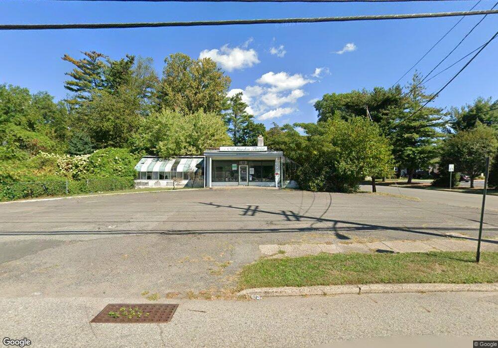 13-09 Saddle River Rd, Fair Lawn, NJ 07410 - photo 1