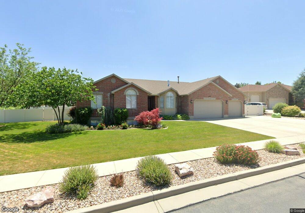 3239 Lewiston Cir, South Jordan, UT 84095 - photo 1