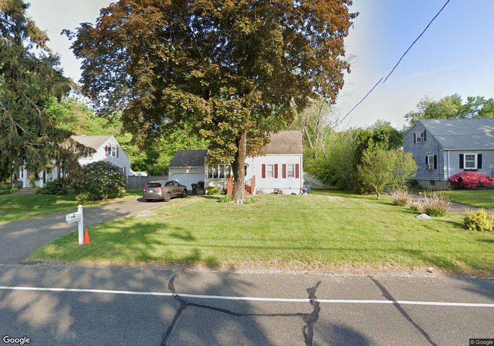 231 Edison Rd, Trumbull, CT 06611 - photo 1