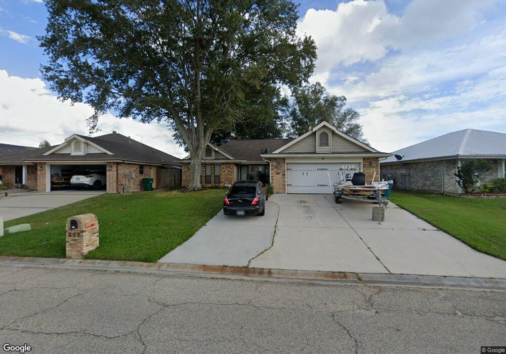 207 Winward Passage St, Slidell, LA 00098 - photo 1