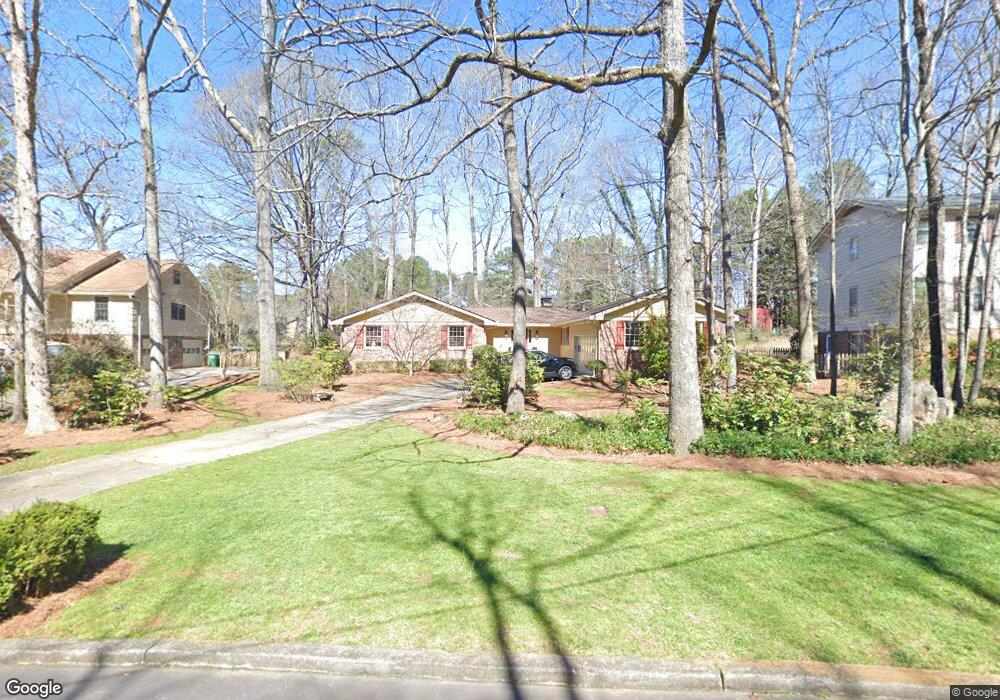 5521 Rodney Ln, Stone Mountain, GA 30087 - photo 1