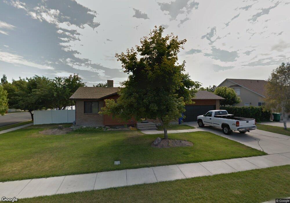 1109 Buckwheat Cir, Riverton, UT 84065 - photo 1