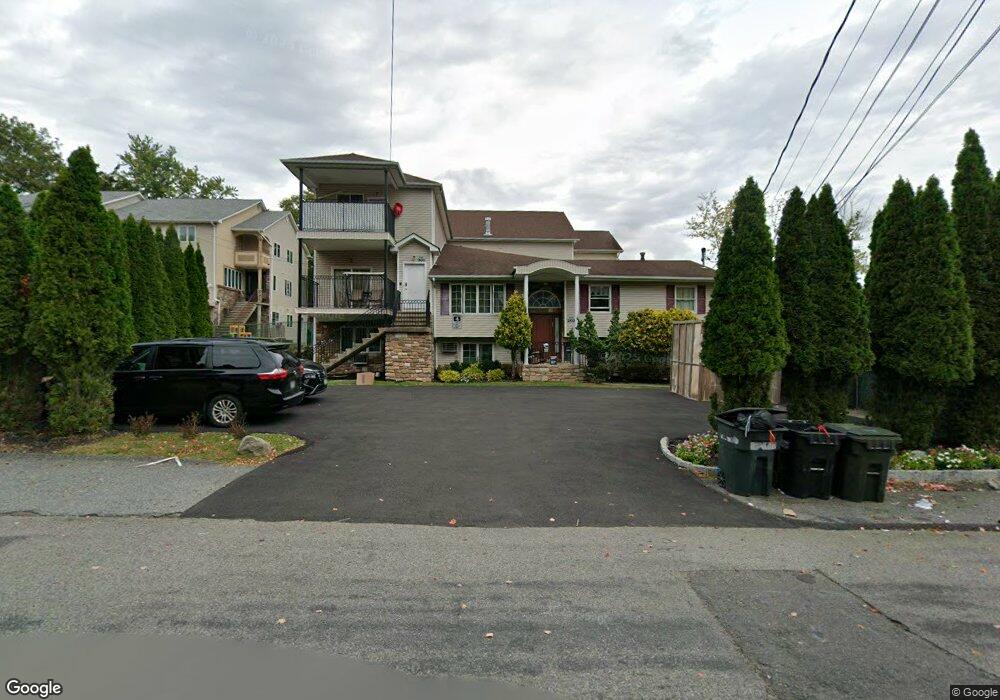4 Cedar Ln unit 102, Monsey, NY 10952 - photo 1