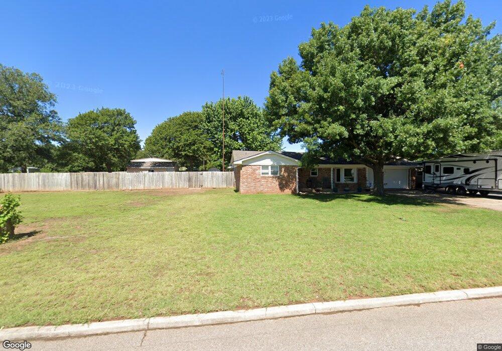 5979 Quail Dr, Duncan, OK 73533 - photo 1