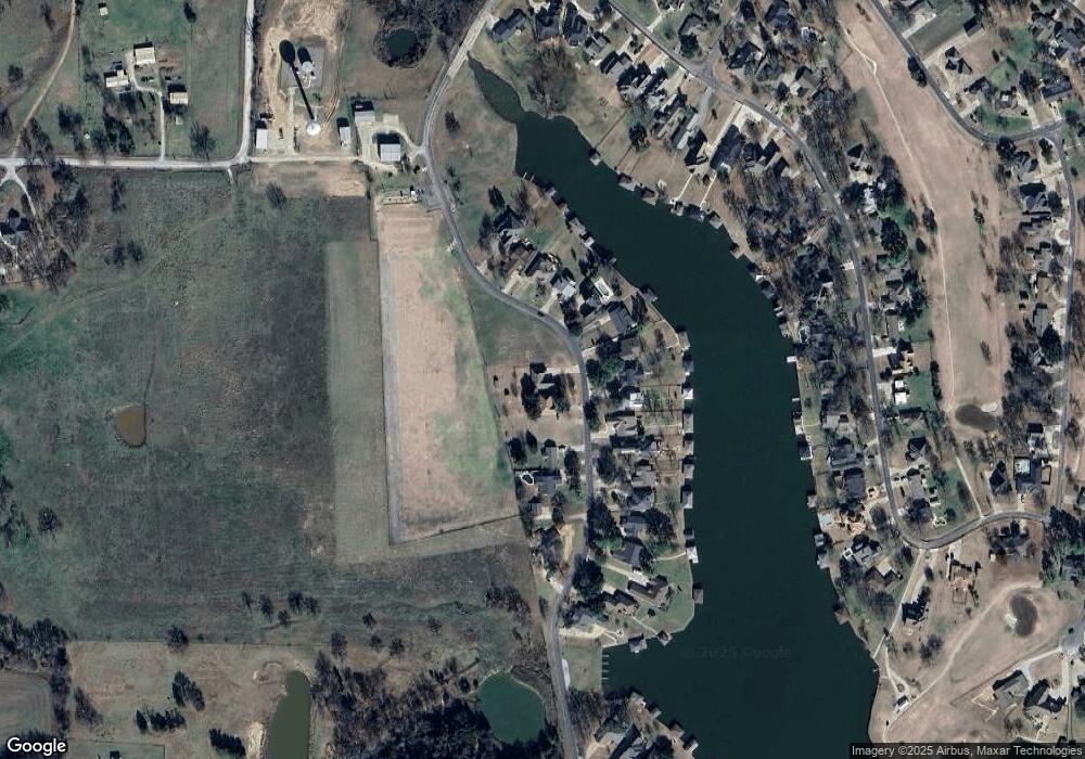 512 Kiowa Dr W, Gainesville, TX 76240 - photo 1