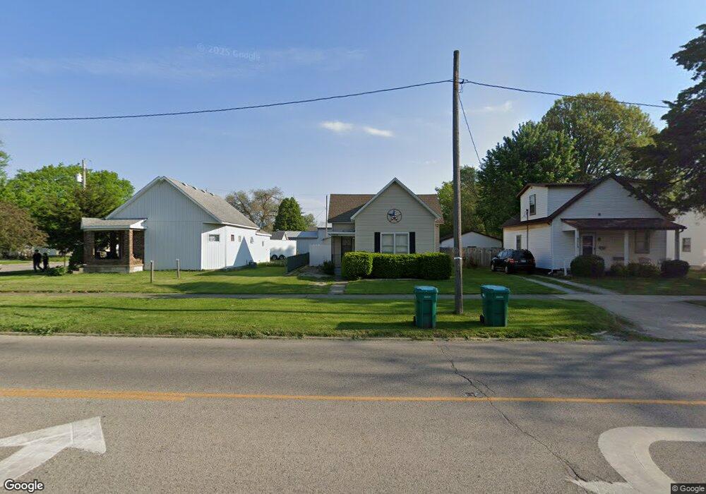 2516 Marshall Ave, Mattoon, IL 61938 - photo 1