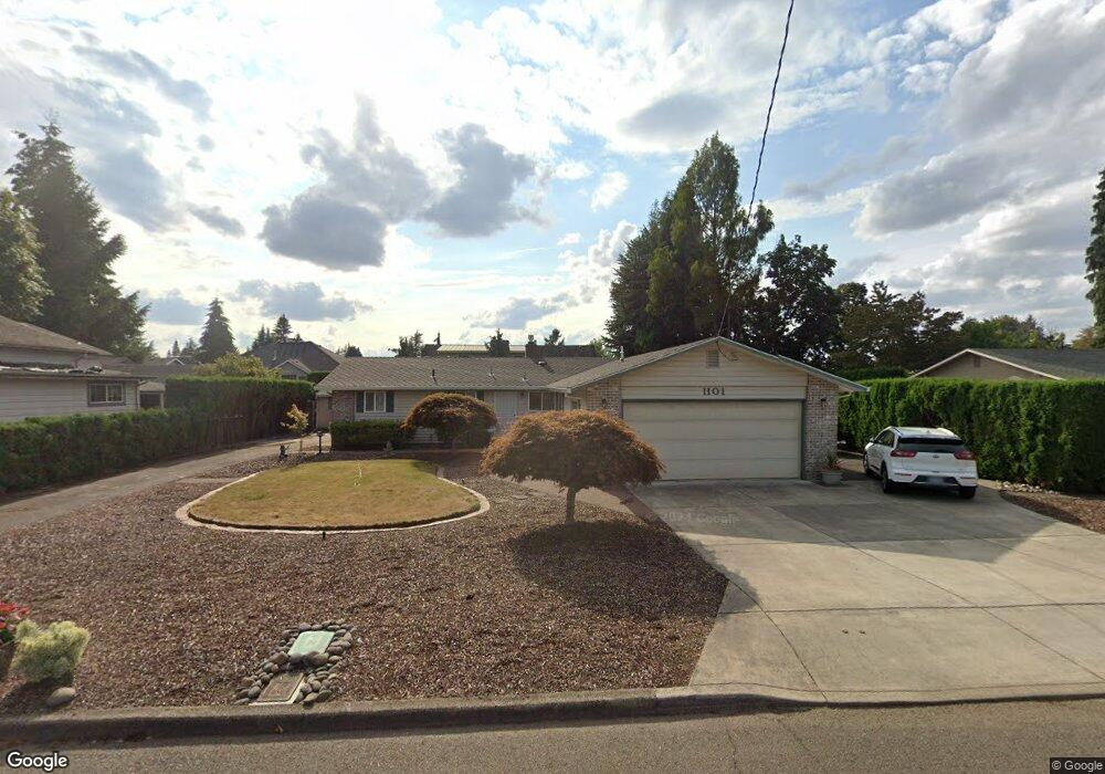 1101 N Holly St, Canby, OR 97013 - photo 1