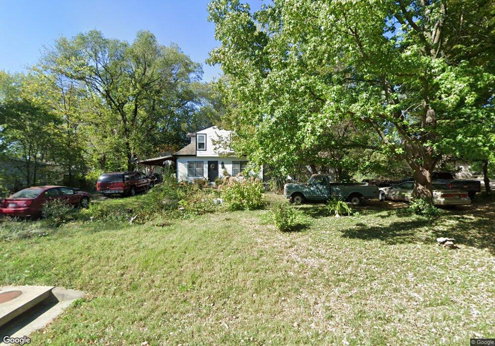 406 S Jefferson St, Raymore, MO 64083 - photo 1