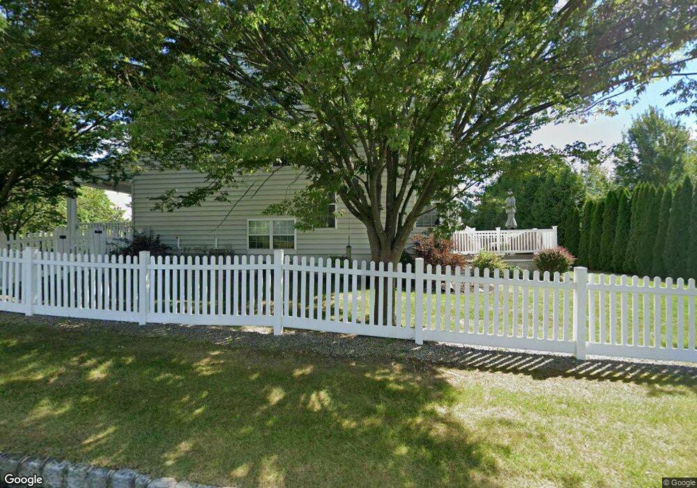 201 Barnhill Rd, Perkasie, PA 18944 - photo 1