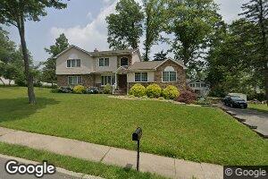 8 Mcnab Ave, Cedar Knolls, NJ 07927