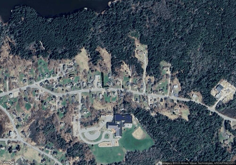 122 E Main St, Vinalhaven, ME 04863 - photo 1