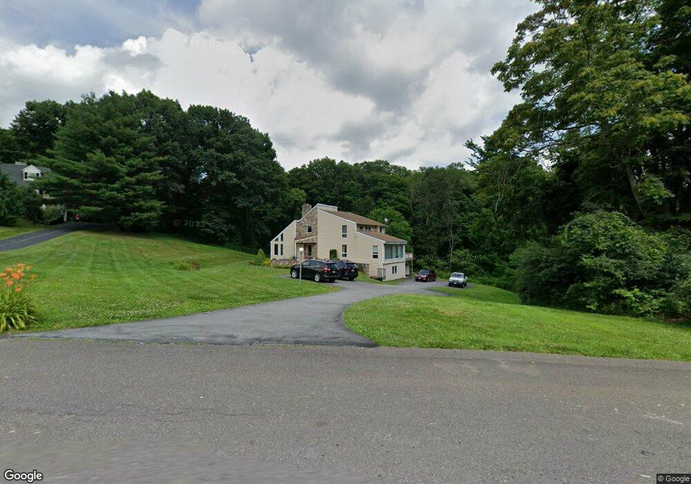 21 Kim Ln, Poughkeepsie, NY 12601 - photo 1