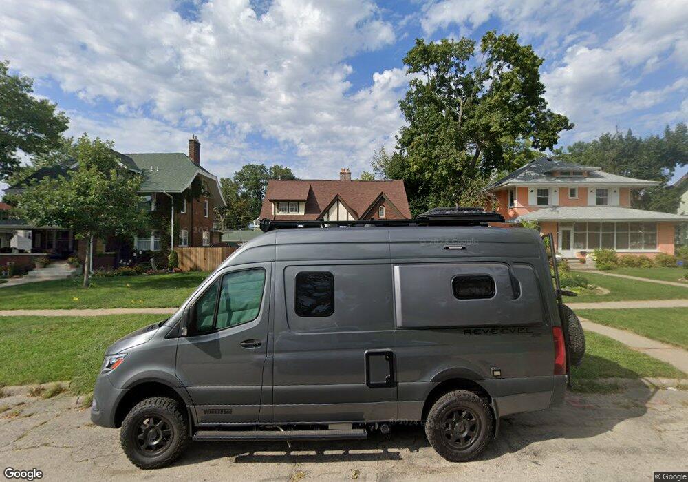 1926 5th Ave SE, Cedar Rapids, IA 52403 - photo 1