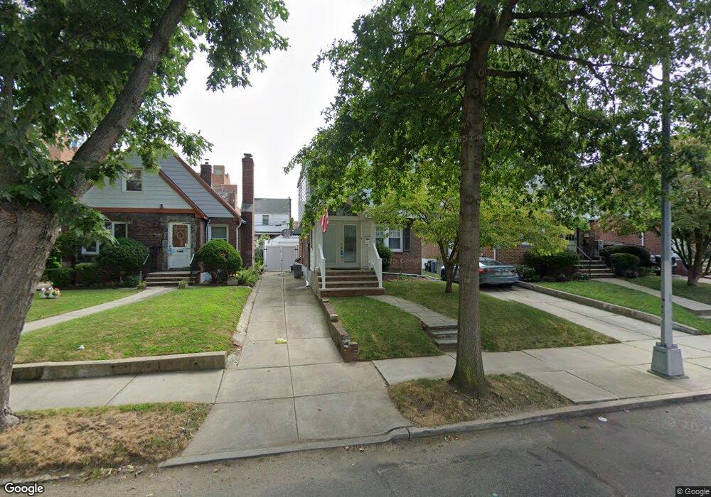 4525 166th St, Flushing, NY 11358 - photo 1