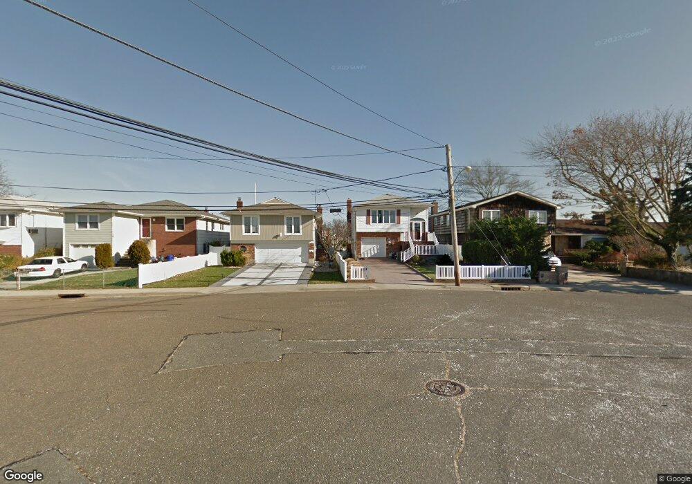 85 Prospect St, Freeport, NY 11520 - photo 1