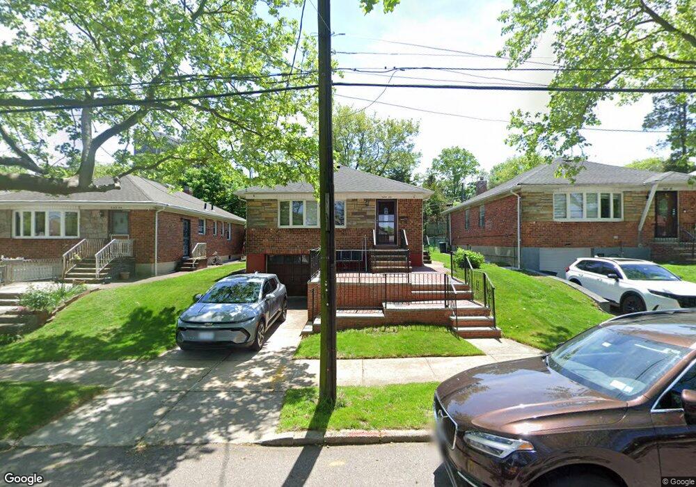 26220 60th Rd, Little Neck, NY 11362 - photo 1