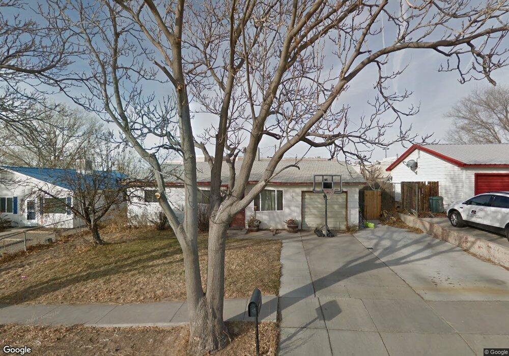 4007 Sierra Vista Dr, Farmington, NM 87402 - photo 1