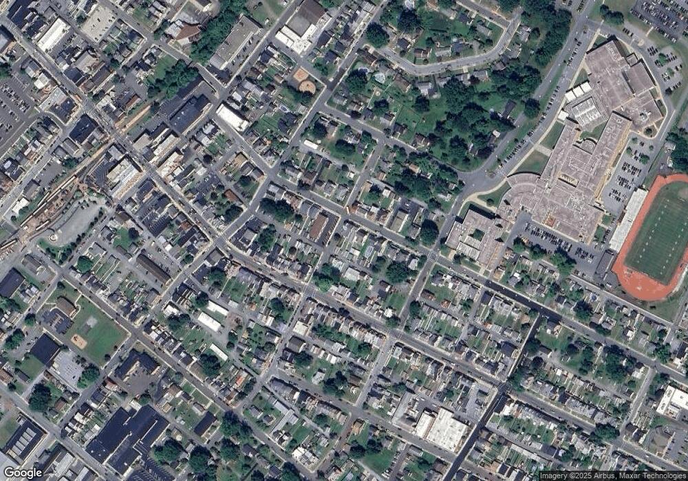 400 E 4th St, Boyertown, PA 19512 - photo 1