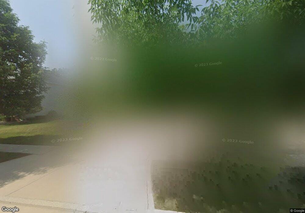 648 Davis Cir, Crown Point, IN 46307 - photo 1