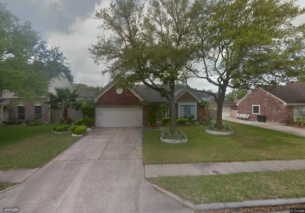 3906 Spring Meadow Dr, Pearland, TX 77584 - photo 1