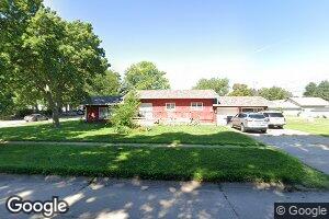 637 S 3rd Ave, Broken Bow, NE 68822