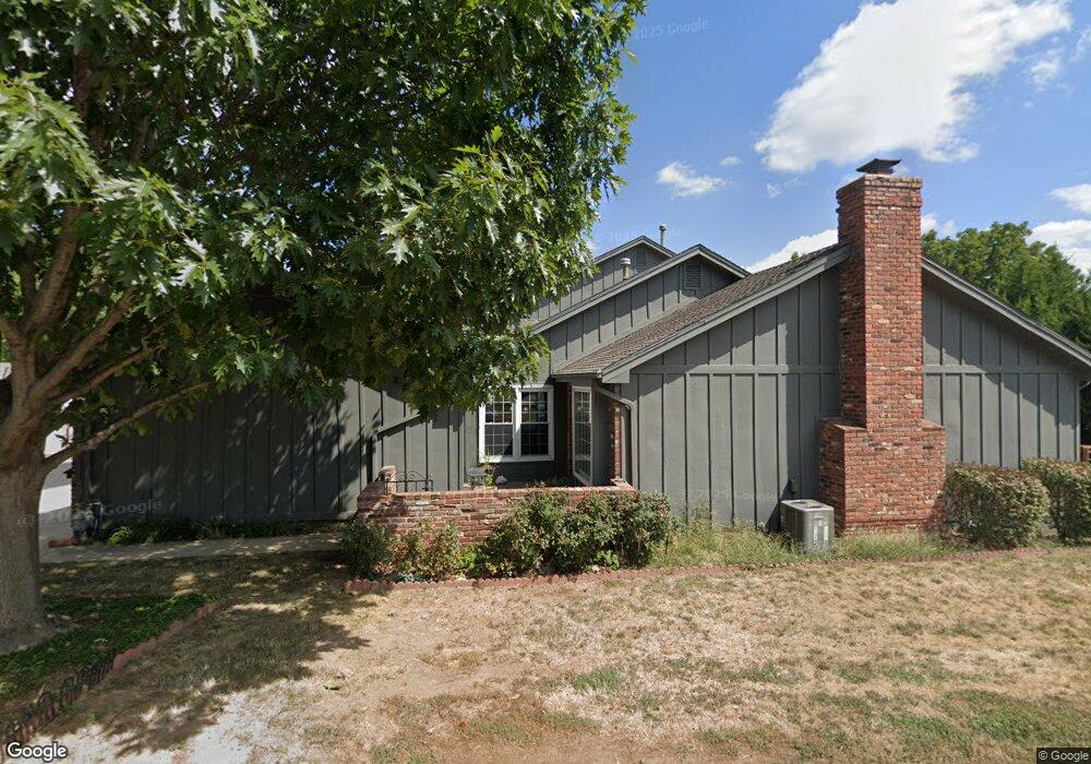 9971 Edelweiss Cir, Shawnee, KS 66203 - photo 1