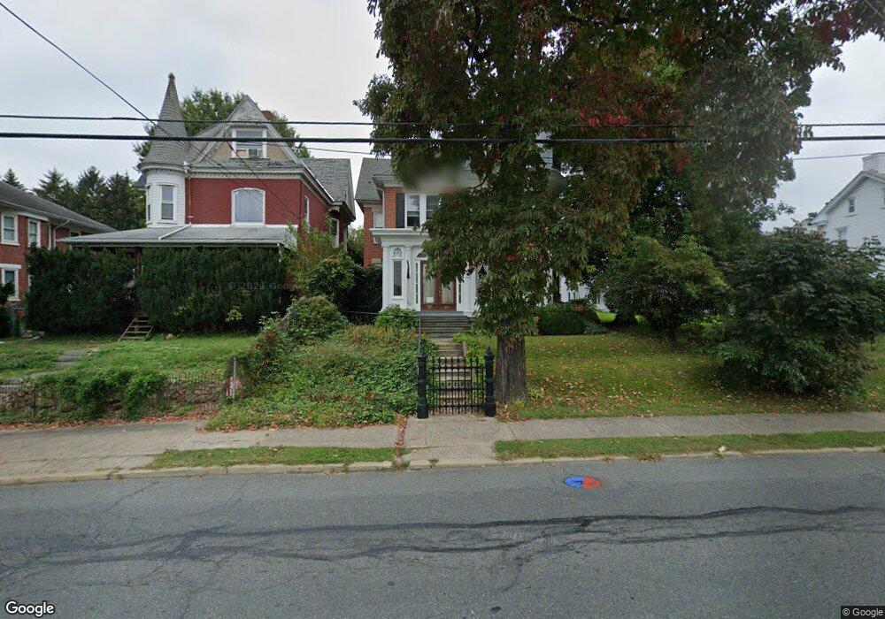 221 S Reading Ave unit . 2, Boyertown, PA 19512 - photo 1