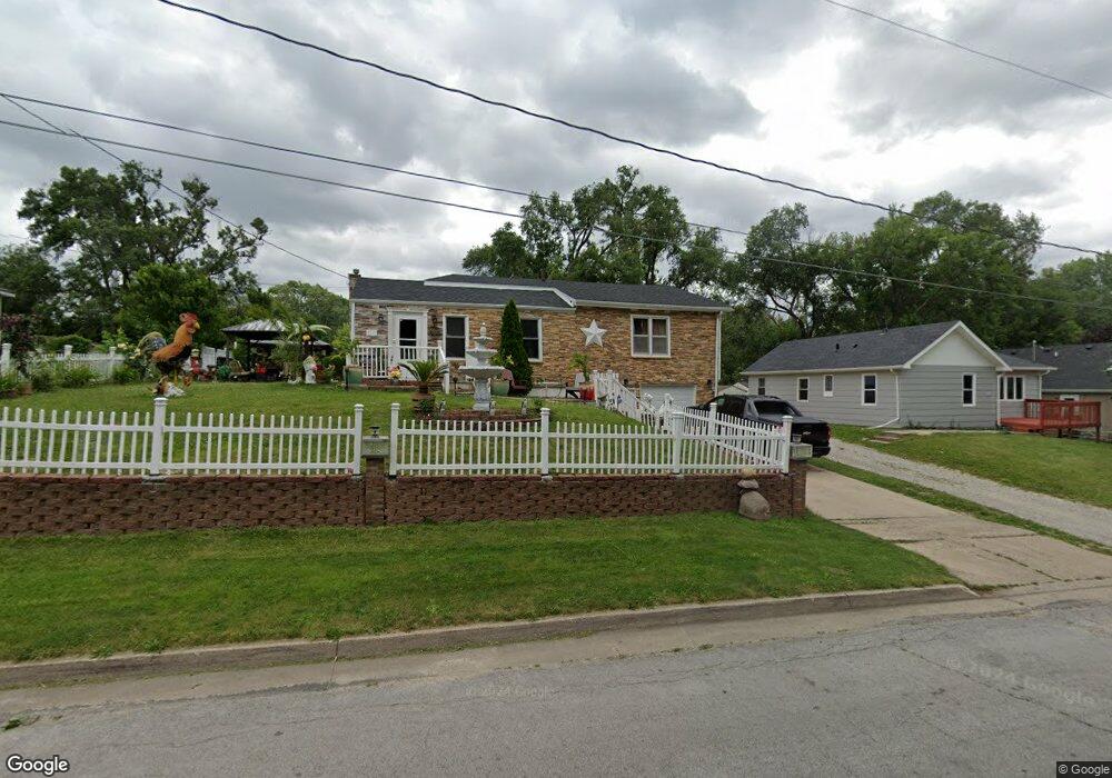 4207 SE 8th St, Des Moines, IA 50315 - photo 1