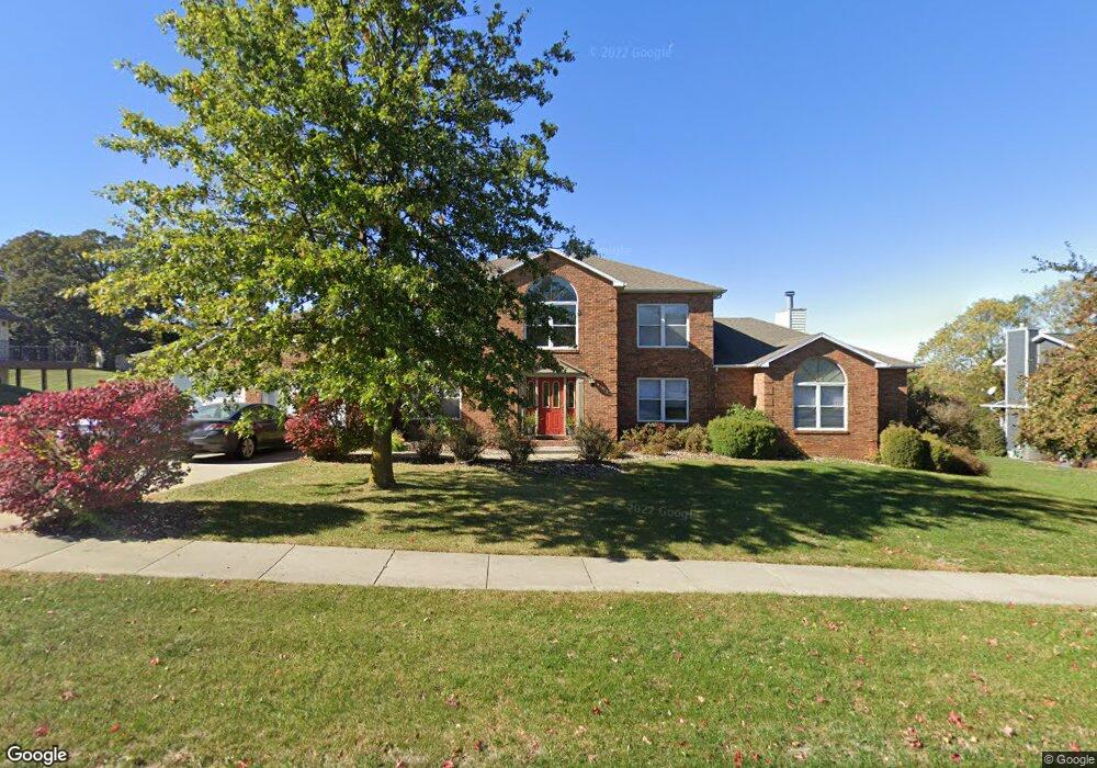 935 W 18th St S, Newton, IA 50208 - photo 1