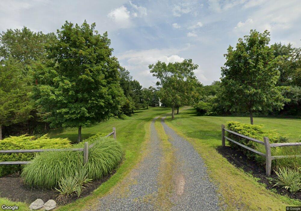 1 Terhune Ct, Franklin Park, NJ 08823 - photo 1