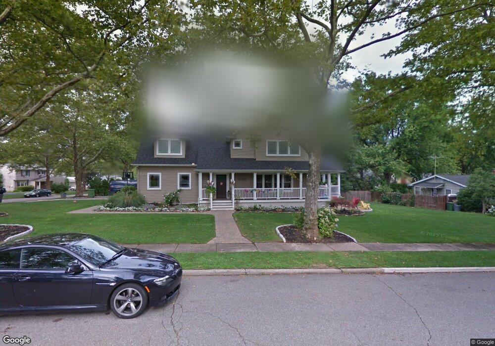 153 Greglawn Dr, Paramus, NJ 07652 - photo 1