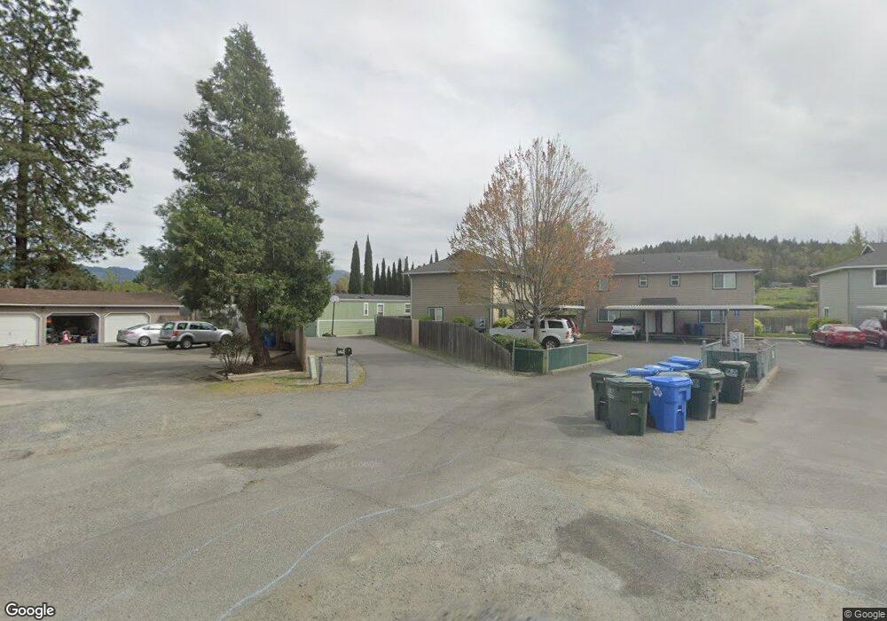 227 Pardee Ln, Grants Pass, OR 97527 - photo 1