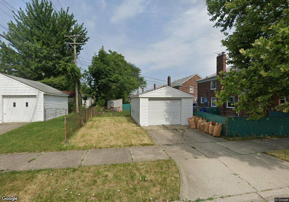 21828 Moross Rd, Grosse Pointe, MI 48236 - photo 1