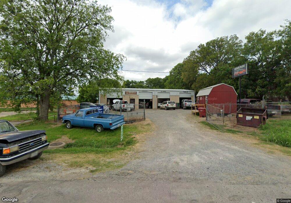 405 Katy Blvd, Bonham, TX 75418 - photo 1