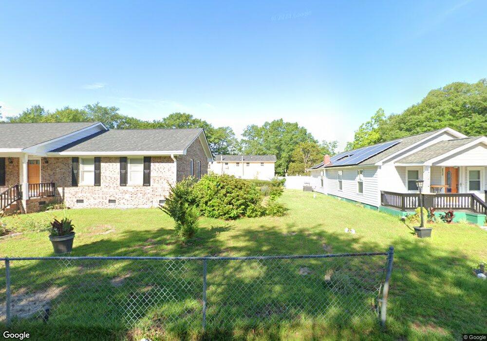 2513A Thomas St, Camden, SC 29020 - photo 1